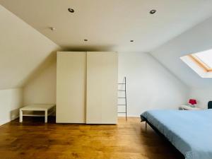 Ruime studio met eigen ingang en private badkamer