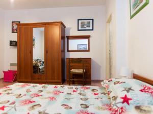 Apartment Luxory mit Meerblick by Interhome