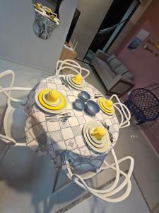 Apartamento 2 quartos aconchegante e completo - Orla da Atalaia