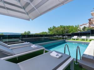 Holiday Home Villa Twins in Crikvenica- Kvarner Bucht by Interhome