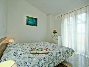 Holiday Home mit Pool- Terrasse und Parkplatz by Interhome