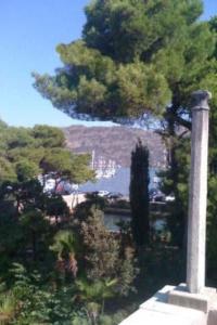 Apartment Elegante Ferienvilla Marini Dvori by Interhome