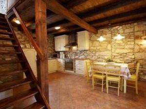 Apartment in Paradiž mit Barbecue by Interhome