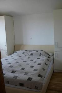 Apartment Gemütliche Ferienwohnung auf Vir by Interhome