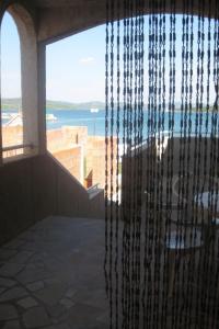 Apartment Apartment direkt am Meer mit Anlegeplatz by Interhome