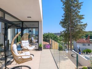 Holiday Home in Vintijan mit Privatem Pool by Interhome