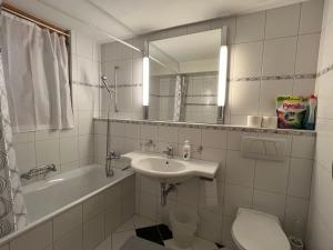 Apartment Pfingstweidli 6 Bett Wohnung by Interhome