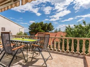 Holiday Home Charmantes Ferienhaus in Medići mit Privatem Pool by Interhome