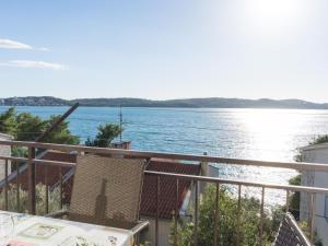 Apartment für vier Personen- mit einem Balkon by Interhome