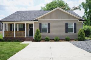 Ranch Home! Near UNCC, Medieval, Pavilion & Uptown