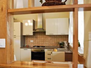 Holiday Home Nettes Ferienhaus in Matulji mit Eigener Terrasse by Interhome