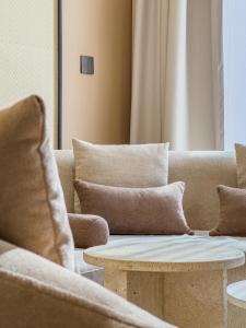 Superhost- Modern 1BR in Azizi Riviera