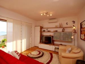 Apartment mit Terrasse und herrlichem Ausblick by Interhome