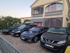 Apartment Apartment EG by Interhome