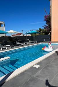 Apartment Moderne ap- 2 mit Pool und Grill in der Nähe von Split und Trogir by Interhome