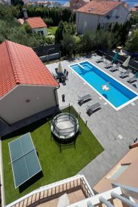 Apartment Moderne ap- 2 mit Pool und Grill in der Nähe von Split und Trogir by Interhome