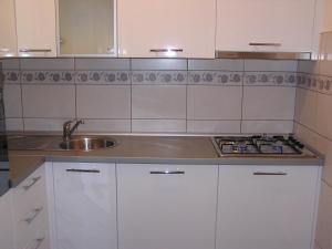 Apartment Zwei-Zimmer-Wohnung Radosav by Interhome