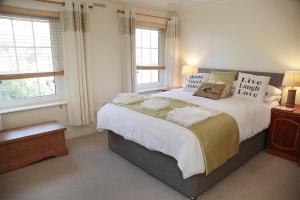 2 Bed in Mumbles oc-hh71