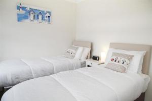 3 Bed in Mumbles oc-hh668