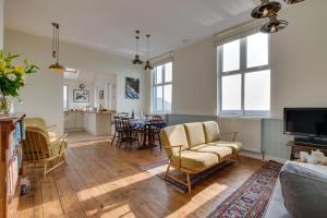 3 Bed in Aberystwyth oc-bow115