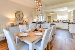 4 Bed in Sheringham oc-2330