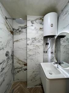 Stylish & Comfortable Apartment 1