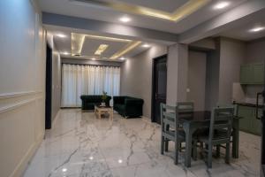 The Hillcrest apartments kasauli