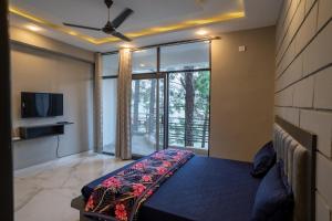 The Hillcrest apartments kasauli