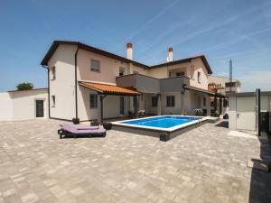 Apartment Villa Pikula App-1 by Interhome