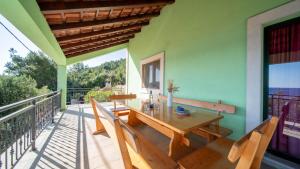 Villa Green by Villas Guide