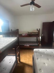 Casa com Piscina Pet Friendly em Itanhaém Até 10 Pessoas