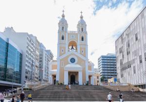 Apto no Centro c Vista para a Catedral VQ2034