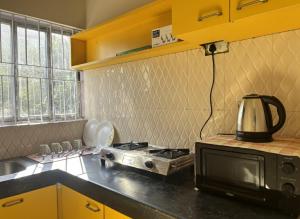 Cozy Comfort-1Bhk-your cozy escape away from home