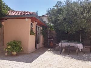 Apartment Katarina mit Garten und Grill by Interhome