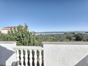 Apartment Apartment Rosa by Interhome