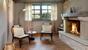 Rustic Villa Luna with pool in Sveti Lovrec