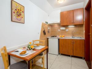 Apartment Ruhig gelegene Ferienwohnung 7 by Interhome