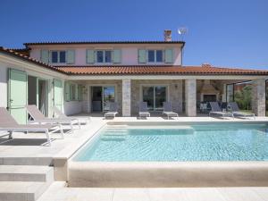 Holiday Home Villa Barra by Interhome