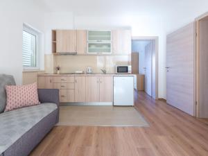 Apartment Ferienwohnungen Rilovic - Wohnung A1 by Interhome