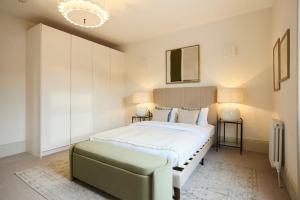 Kensington Five-Bedroom Townhouse with Garden & Office