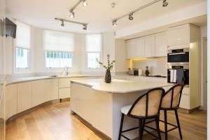 Kensington Five-Bedroom Townhouse with Garden & Office