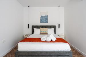 Modern Luxury 2BR|Park View & Balcony