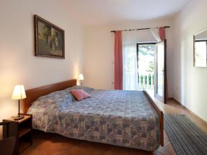 Apartment Svoboda 2 by Interhome