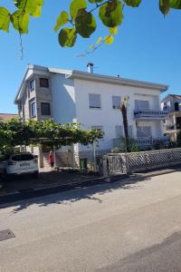 Apartment Gemütliches Appartement in Umag mit Garten by Interhome