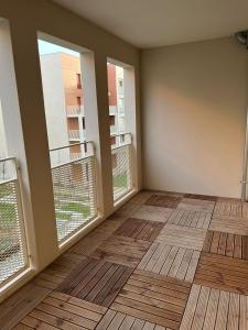 Quiet and modern apartment, with loggia and parking, ideal for couples