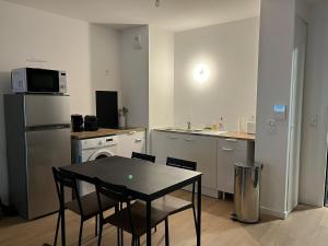 Quiet and modern apartment, with loggia and parking, ideal for couples
