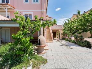 Apartment Petra by Interhome