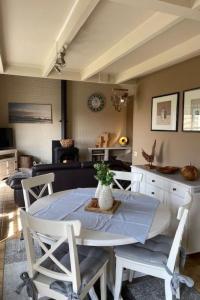 Holiday Home mit Pool by Interhome