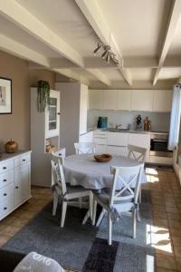 Holiday Home mit Pool by Interhome