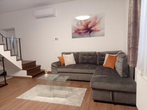 President Apartmanház